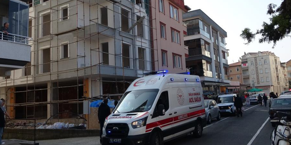 Ordu'da inşaattan düşen işçi yaralandı