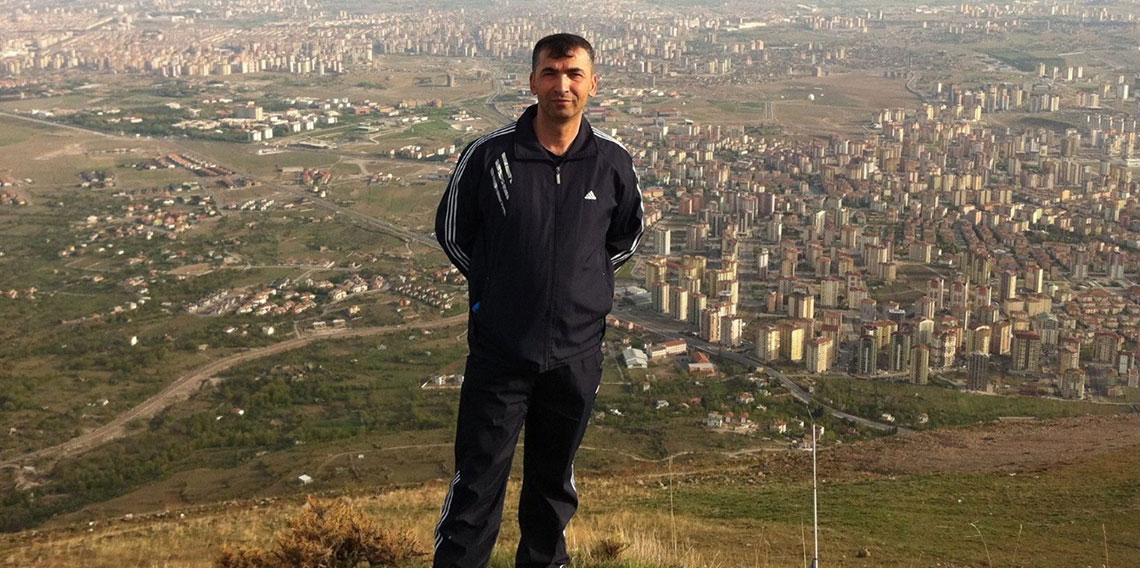 Gürcistan’da düşen askeri uçakta şehit olan Astsubay Özcan’ın ailesine acı haber ulaştı