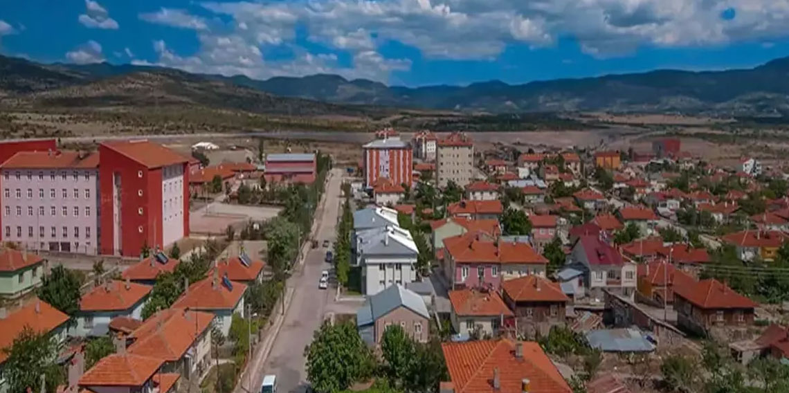 67 yıllık ilçe köy olmak üzere! Taşınacak 350 kişi aranıyor