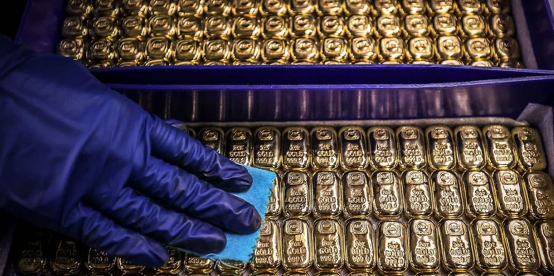 Altın yeniden zirvede: Gram altın 5.718 TL’ye yükseldi