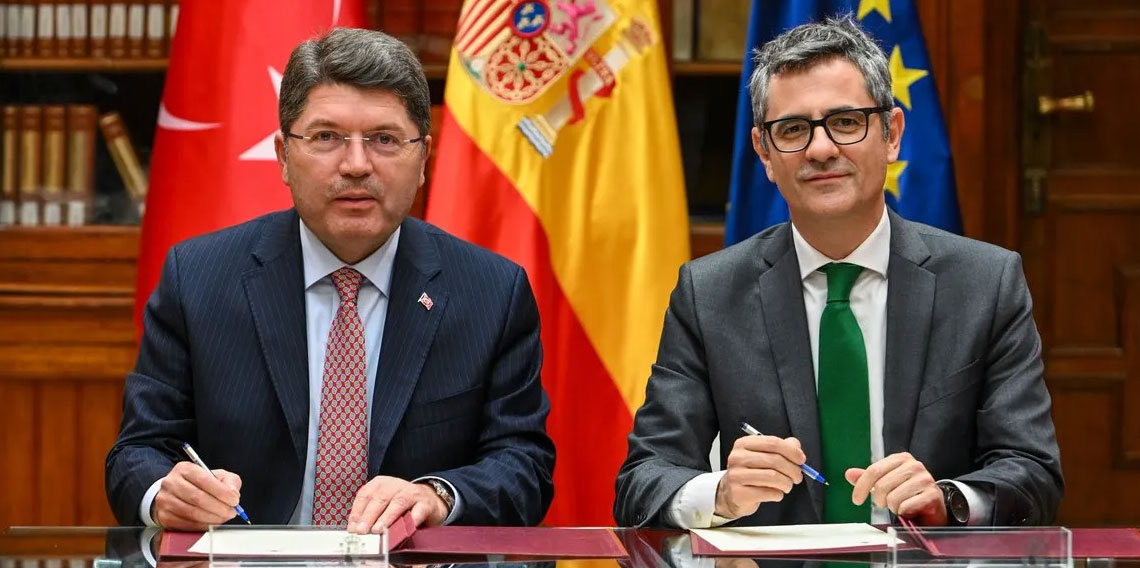 Yılmaz Tunç, İspanyol mevkidaşıyla Rojin Kabaiş cinayetini görüştü