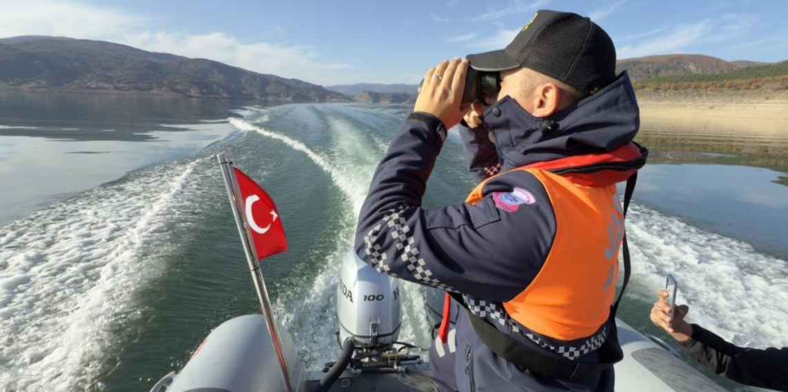 Denize kıyısı olmayan Tokat'ta jandarma bot timi