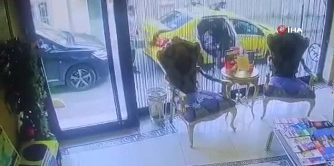 İstanbul’daki zehirlenmeyle ilgili 4 kişi tutuklandı