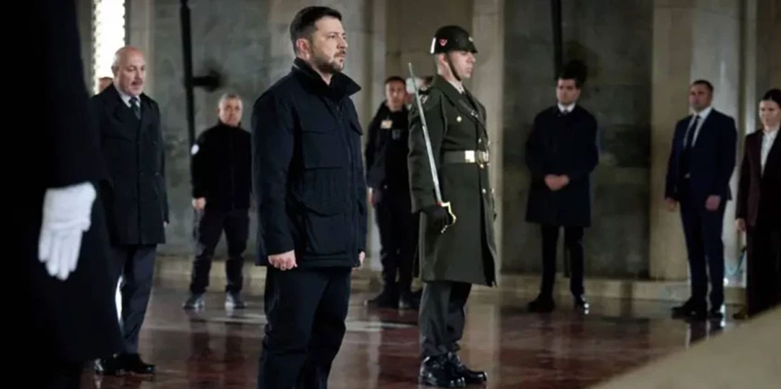 Ukrayna lideri Zelenski'den Anıtkabir'e ziyaret