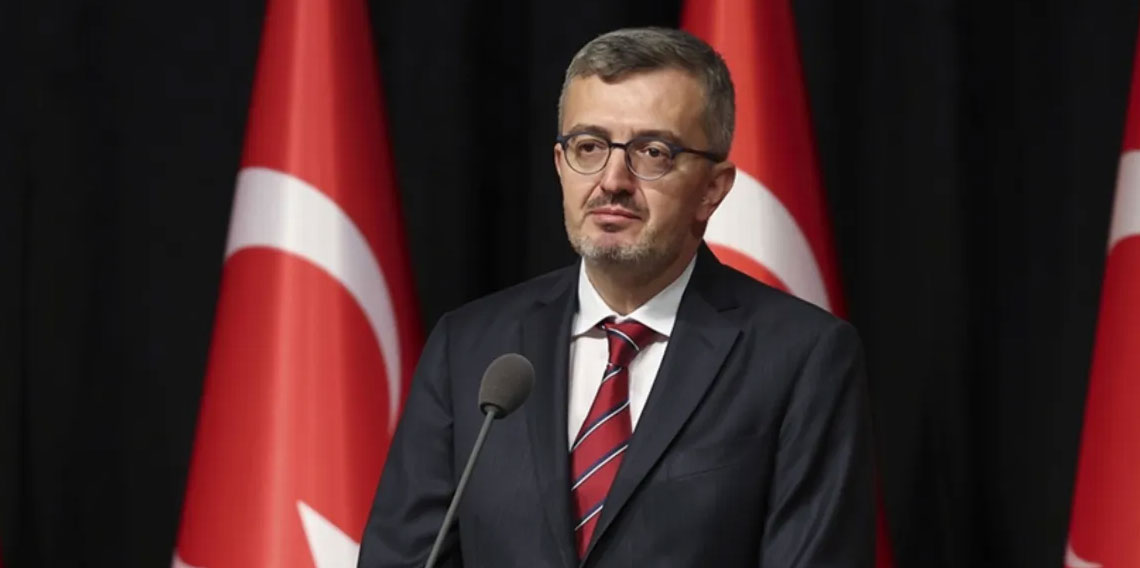 Burhanettin Duran: Her çocuk barışın ve umudun tarafındadır