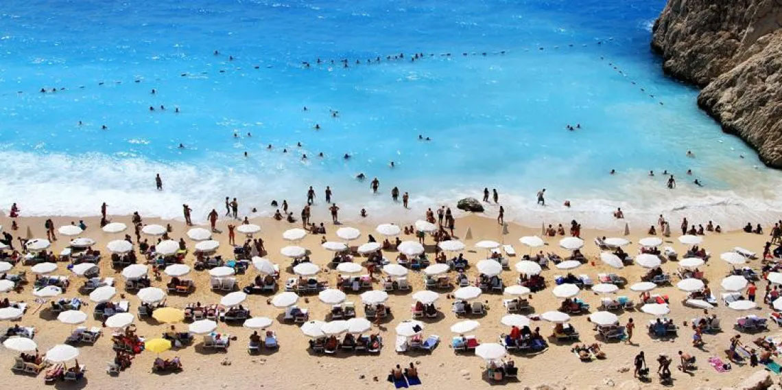 2025'in ilk 9 ayında turizm geliri 50 milyar doları aştı