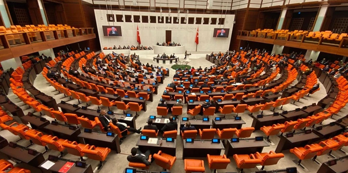 11. Yargı paketinin Meclis'e sunumu ertelendi!