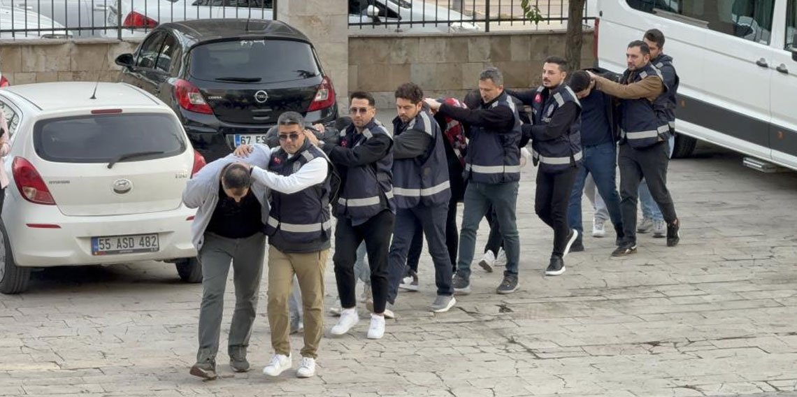 Samsun merkezli 5 ilde dolandırıcılık operasyonu: 12 gözaltı