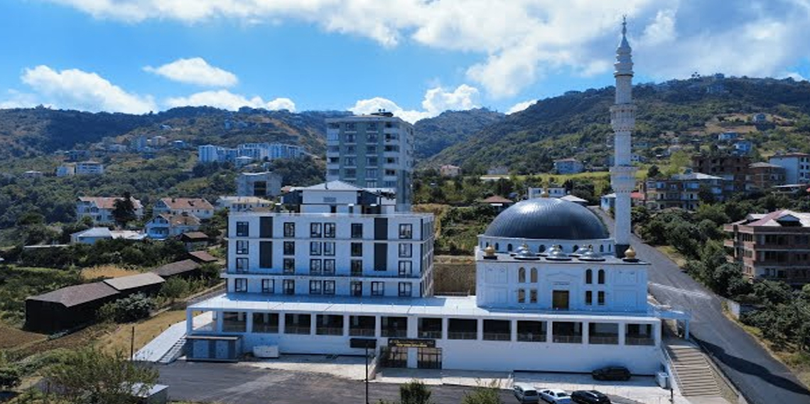 Abdulhamid Han Külliyesi Yusuf Taşkın Kur’an Kursu ve Camii Açıldı!