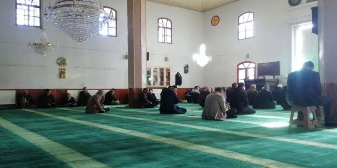 Vefat eden öğretmenler için Aydıntepe'de mevlit okutuldu