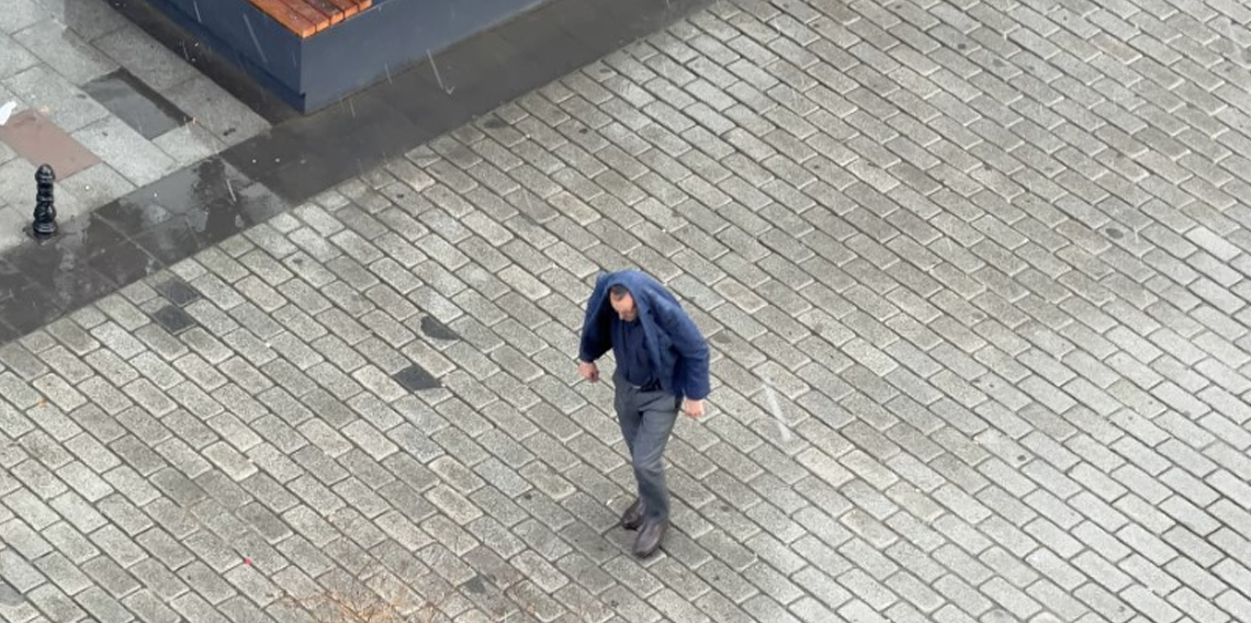 Arnavutköy’de dolu yağışı etkili oldu