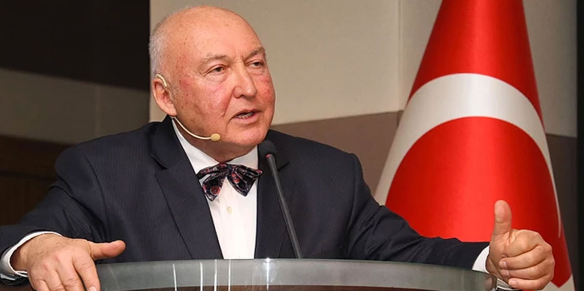 Prof. Övgün Ahmet Ercan kalp krizi geçirdi