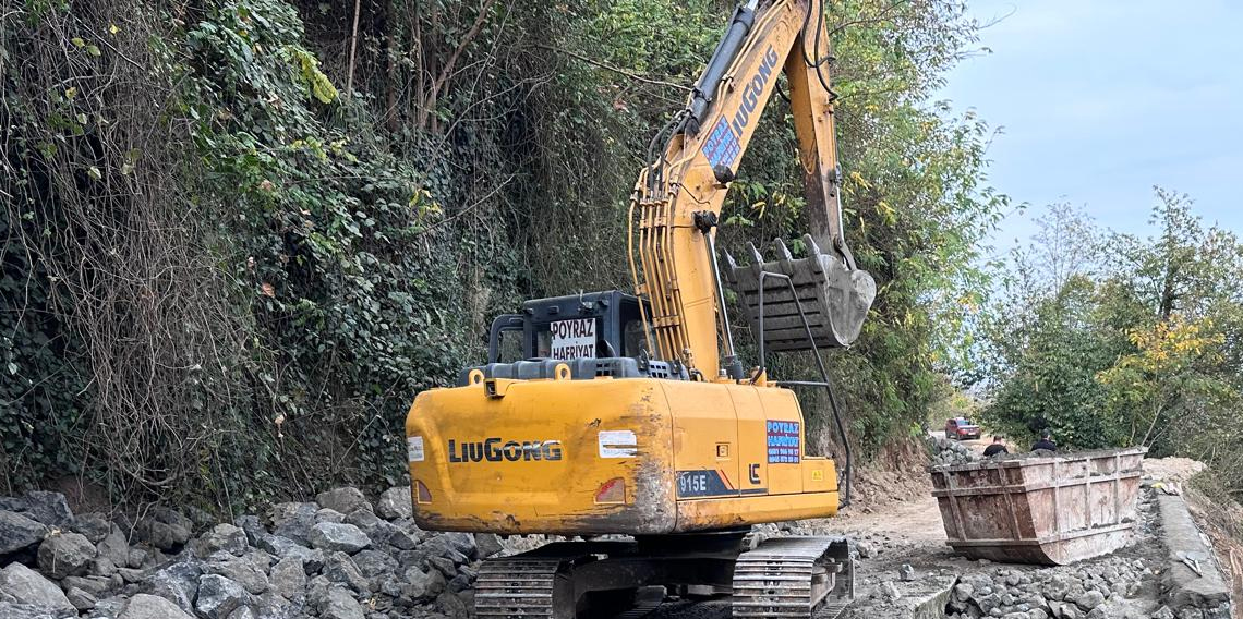 Trabzon'da yolları sağlıklaştırma çalışmaları devam ediyor