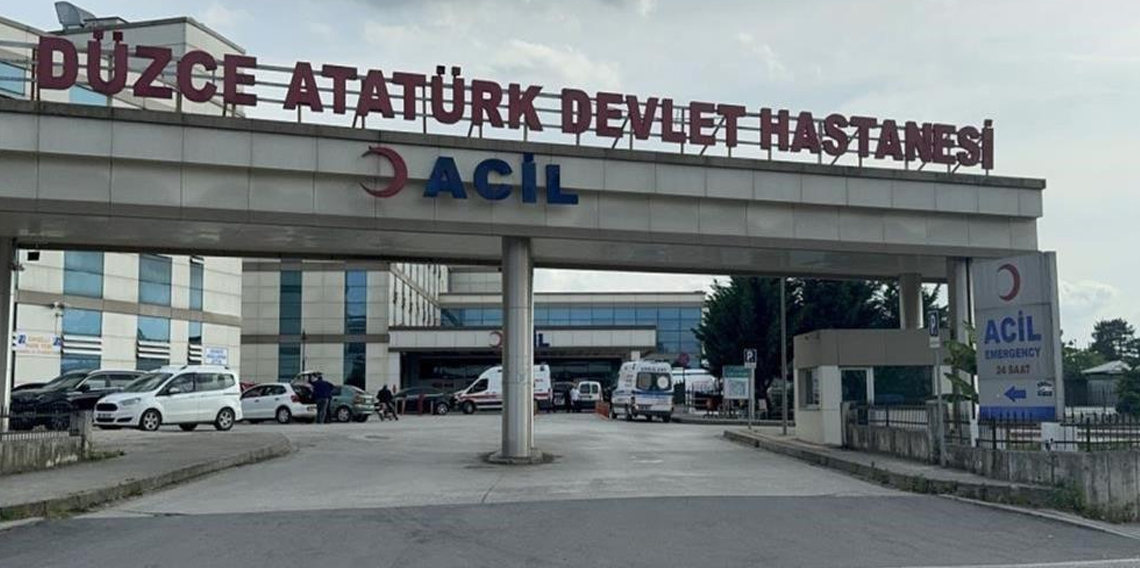 Acı biberi fazla kaçıran öğrenciler hastanelik oldu