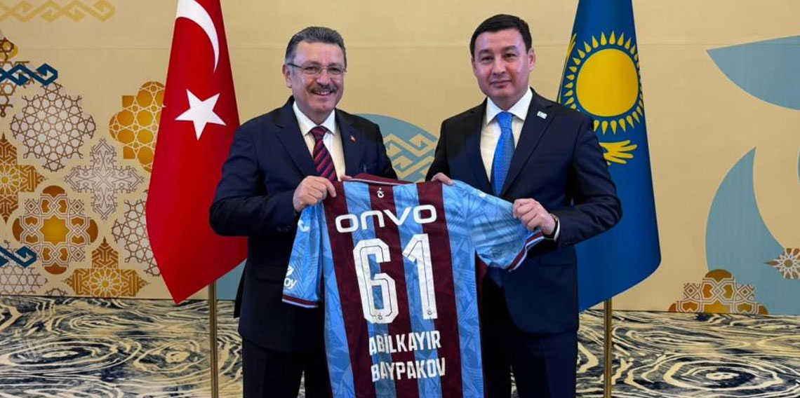 Trabzon'un yeni kardeşi Aktau oldu