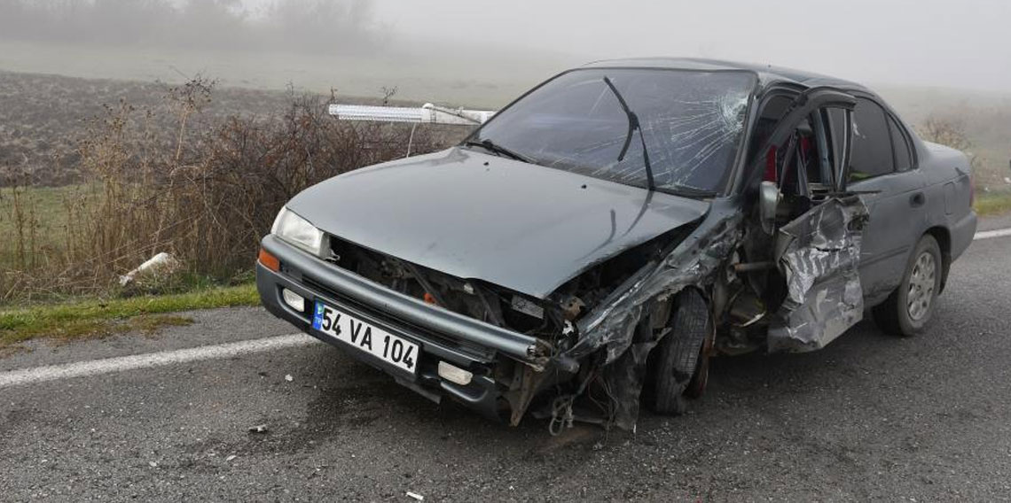 Samsun'da iki otomobil çapıştı: 3 yaralı
