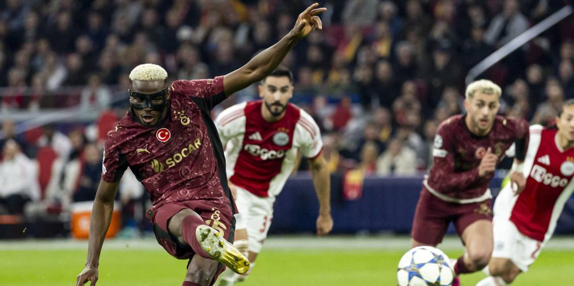 Galatasaray’da Osimhen antrenmanda yer aldı