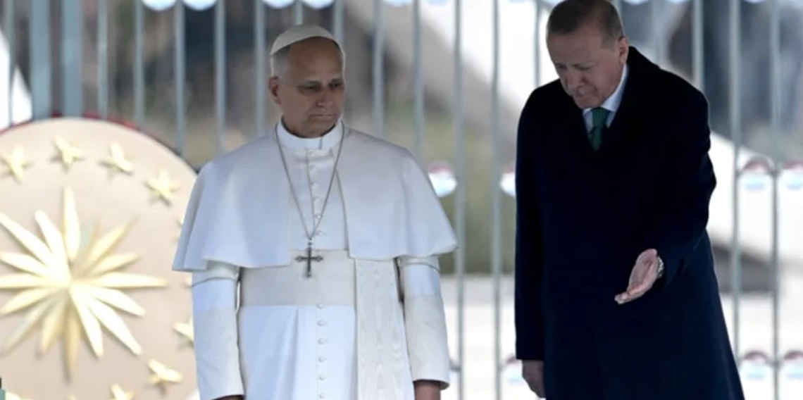 MHP'den Papa'nın Türkiye ziyaretine zehir zemberek tepki