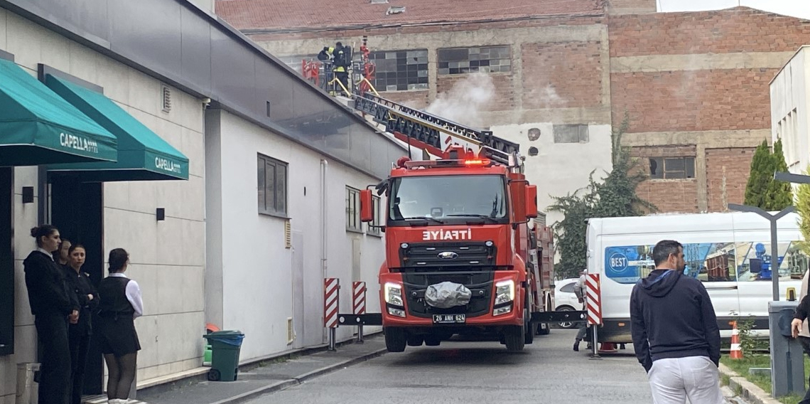 Otelde yangın paniği: 152 kişi tahliye edildi