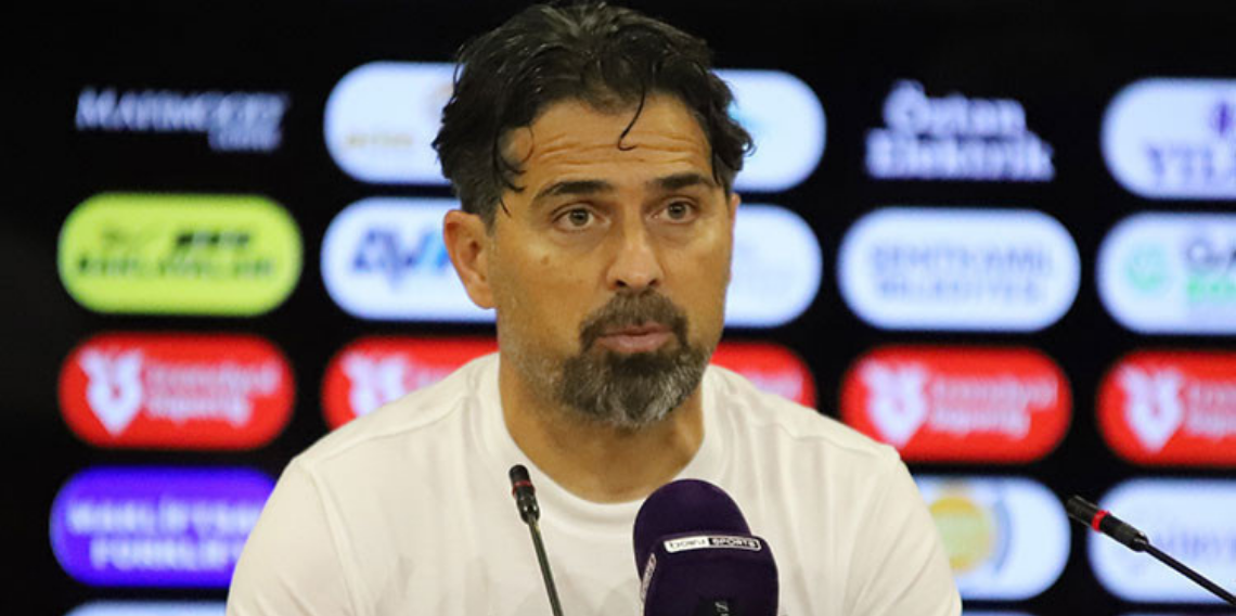 İlhan Palut istifa etti