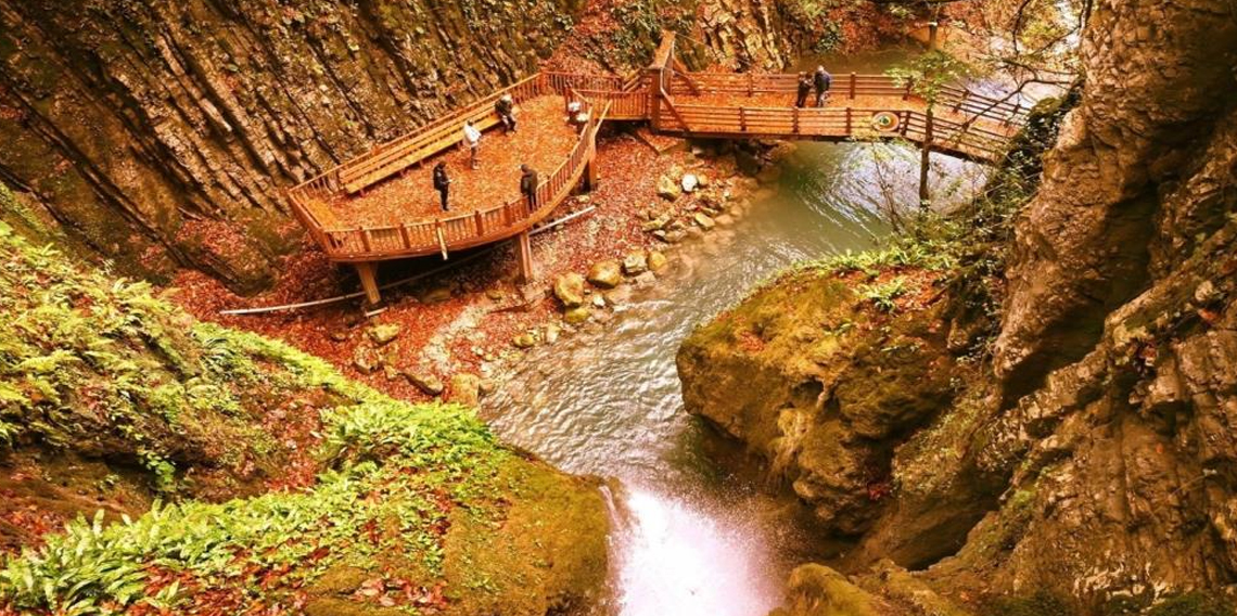 Aktaş şelalesinin doğal güzelliği paylaşıldı