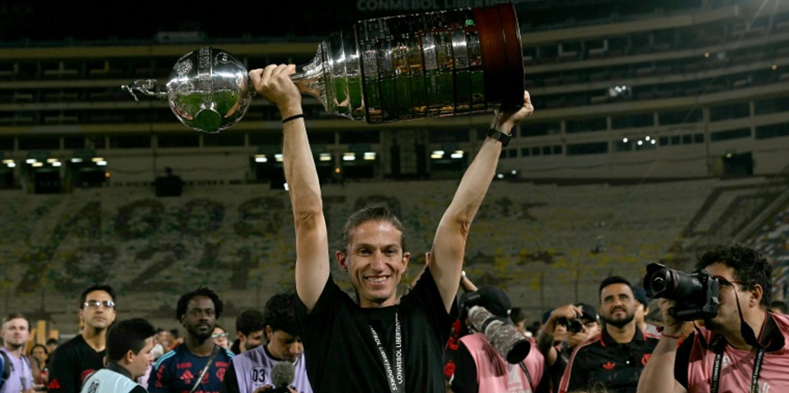 Filipe Luis, teknik direktörlük kariyerinde 5’inci kupasını kazandı