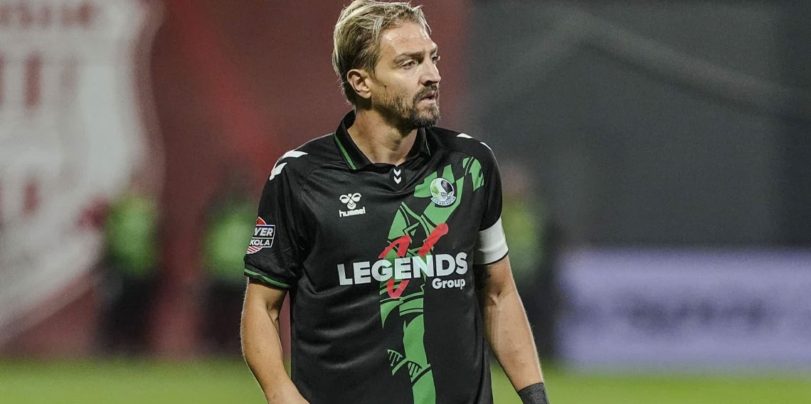 Caner Erkin rekor kırdı! 8 maçta 3 kırmızı kart!