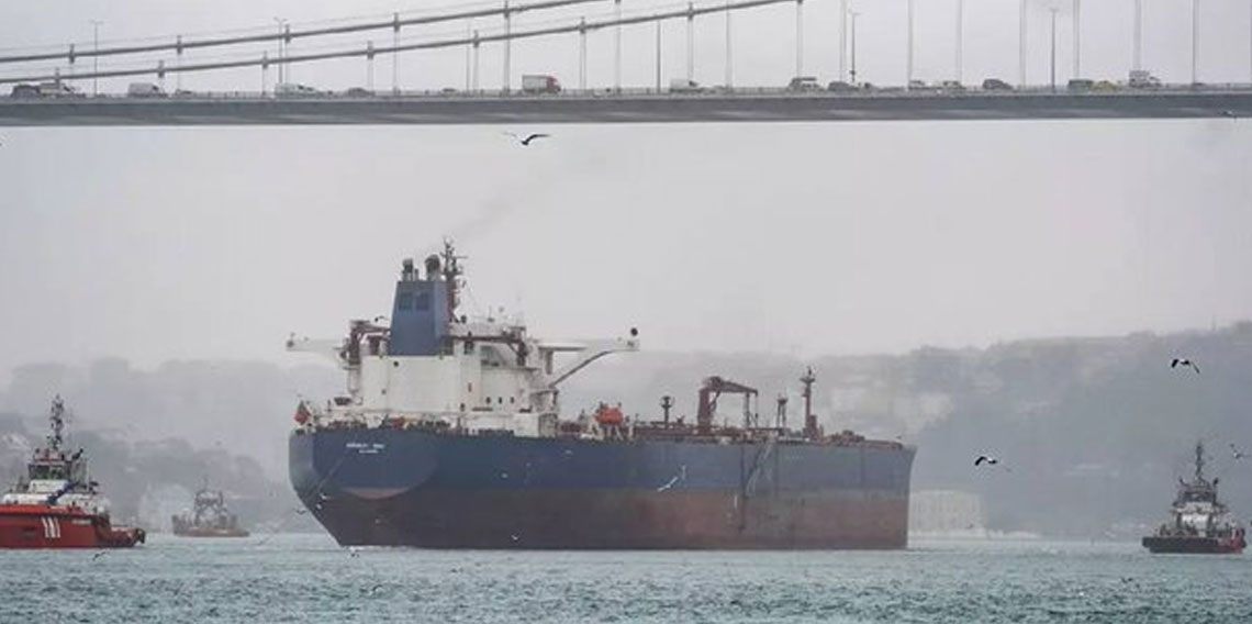 İstanbul Boğazı’nda gemi trafiği durduruldu!