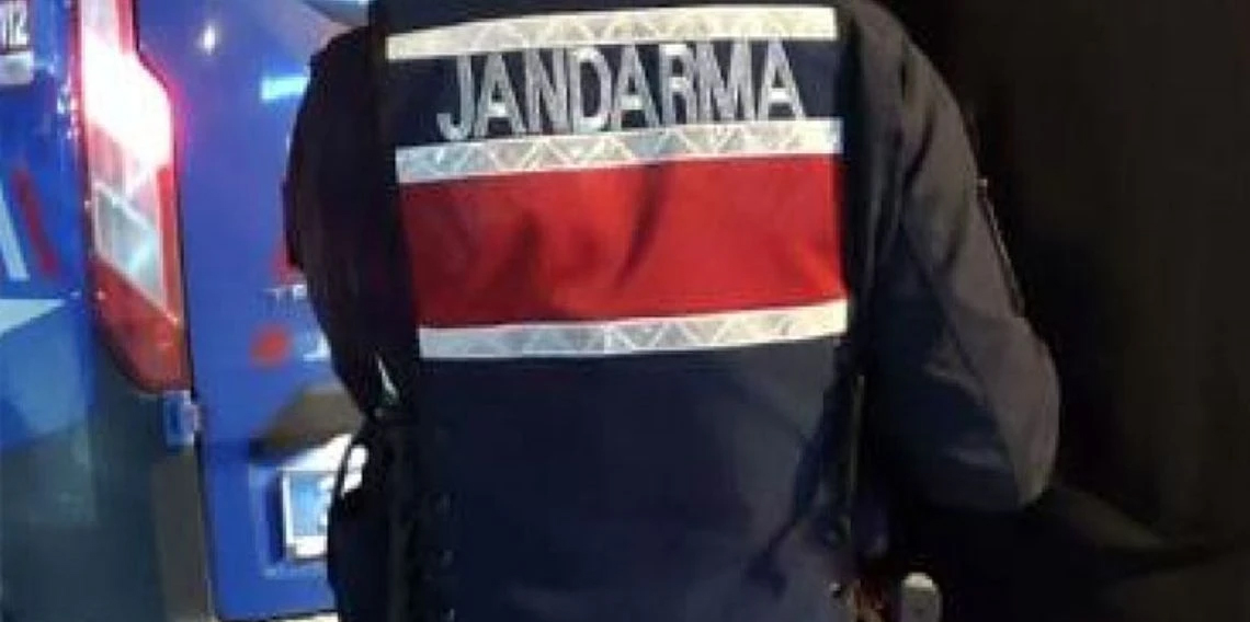 Jandarma personelini yaralayan sürücü, kovalamaca sonrası yakalandı