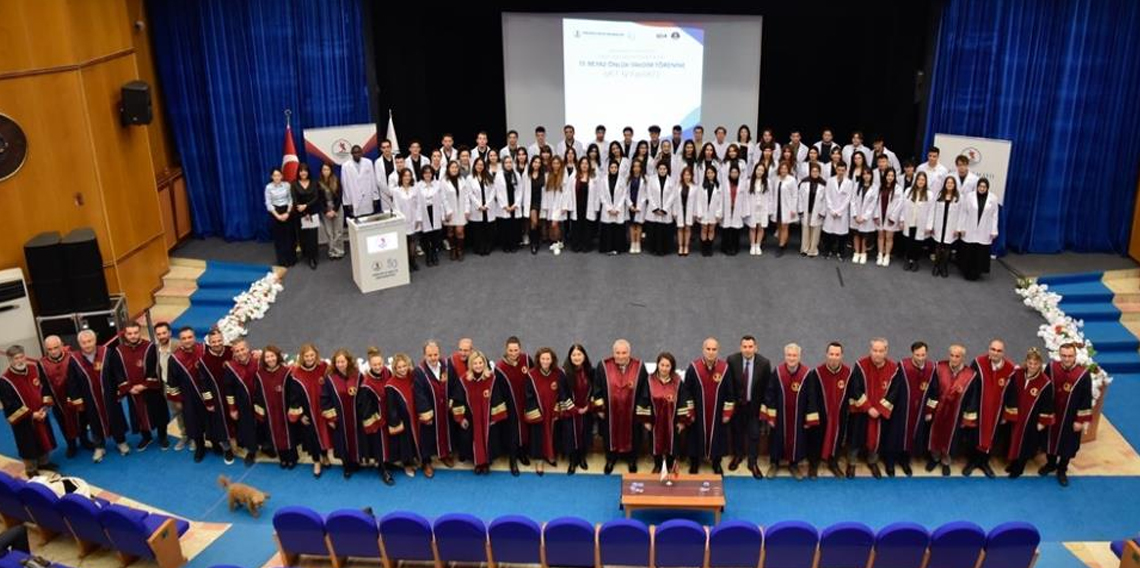 OMÜ Veteriner Fakültesi öğrencileri beyaz önlük giydi