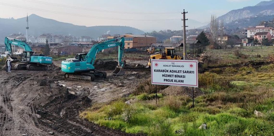 Adalet Sarayı için ilk kazma vuruldu