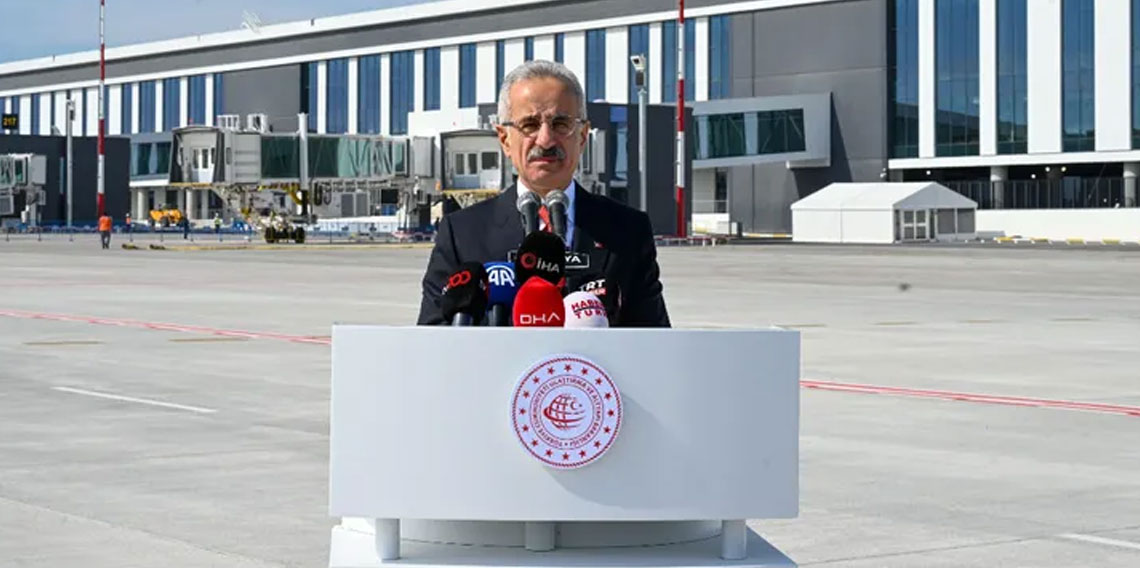 Uraloğlu: Kasım ayında 18 milyon 479 bin 860 yolcu uçakla seyahat etti