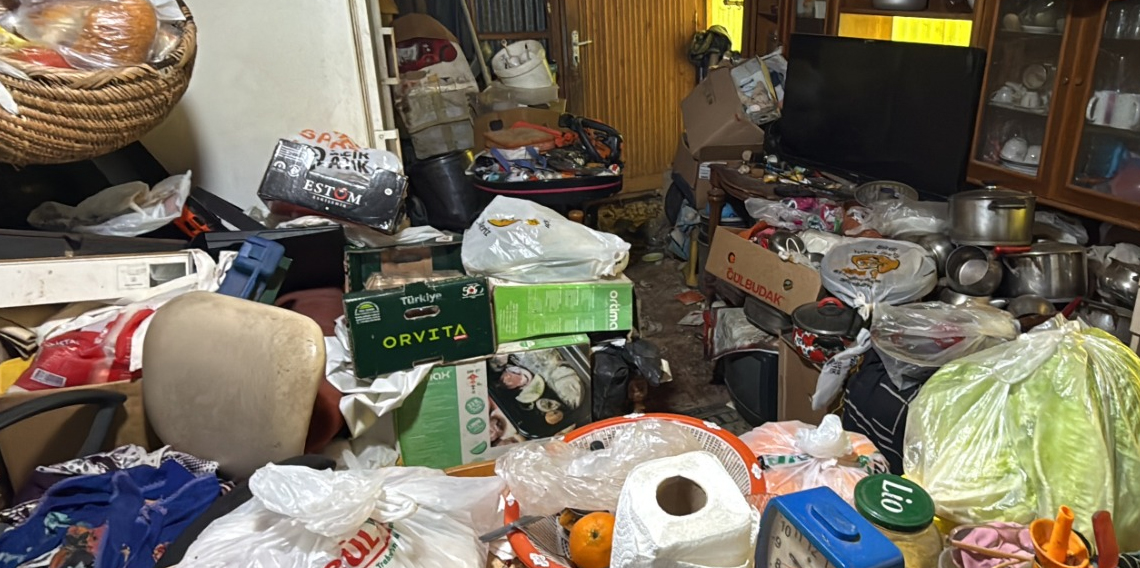 Trabzon'da 3 Çöp Ev Boşaltıldı