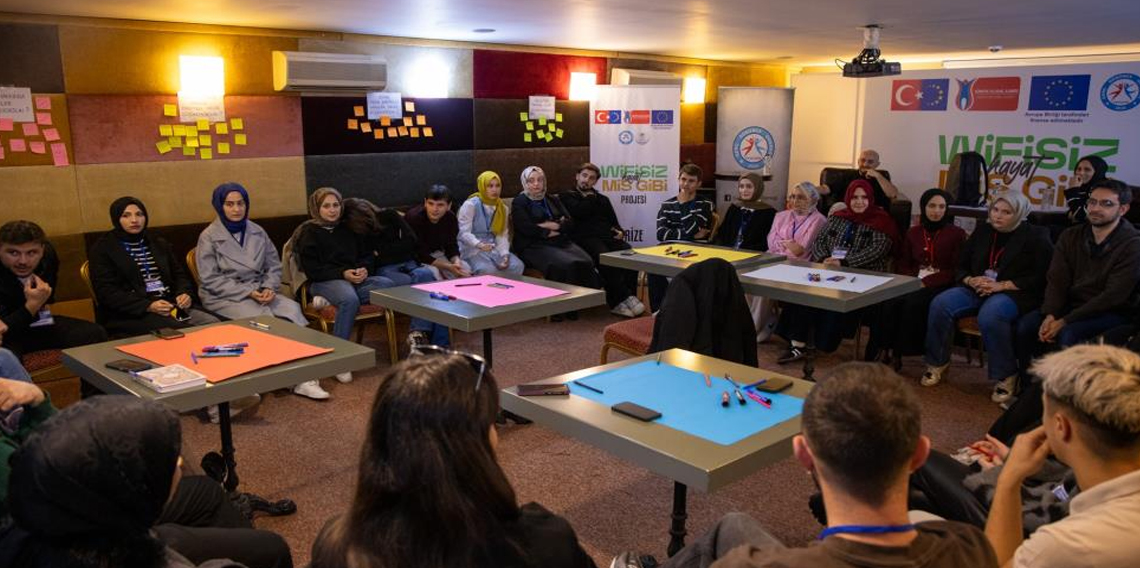 Rize'de gençlerin sosyal medya bağımlılığı araştırılıyor