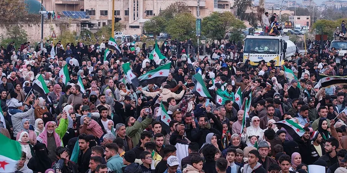 Suriye'de Esad rejiminin devrilmesinin birinci yılı kutlanıyor