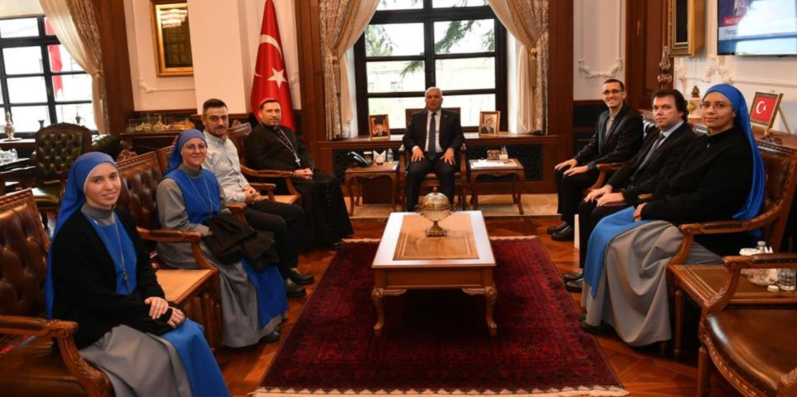 Santa Maria Katolik Kilisesi Episkoposu Antuan Ilgıt’tan Vali Yıldırım'a ziyaret