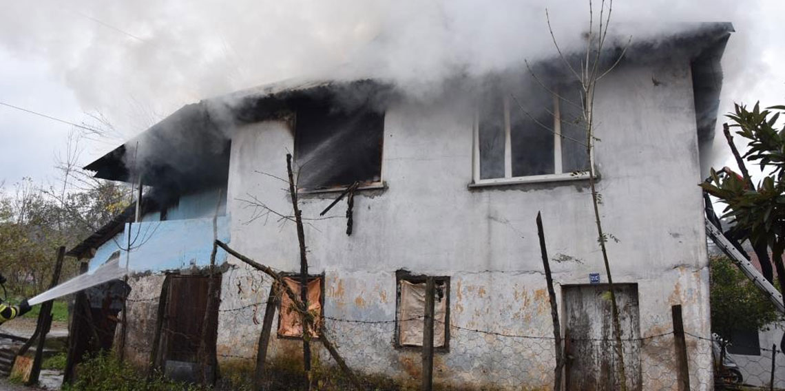 Giresun’da ev yangını: 1 ölü
