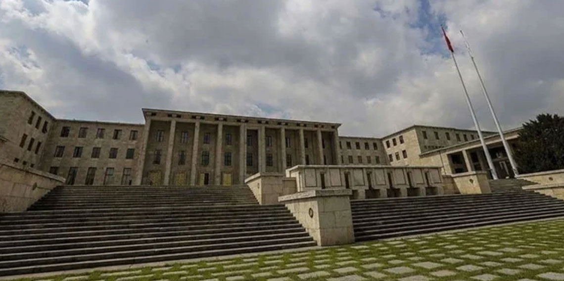 TBMM'de stajyer istismarı iddiası: Bir personel görevden uzaklaştırıldı