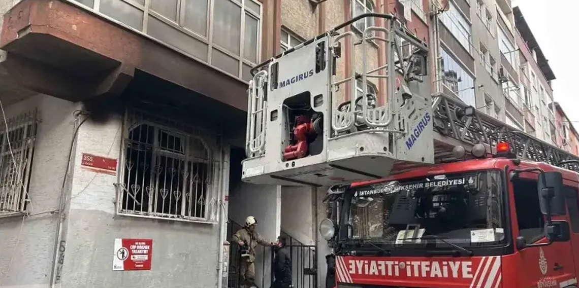 Esenler’de 5 yaşındaki çocuk çakmakla oynarken evi yaktı