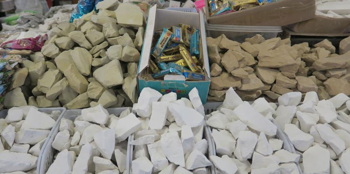 Kırgızistan’da vitamin ve mineral kaynağı olarak tüketilen toprak: Gulboto