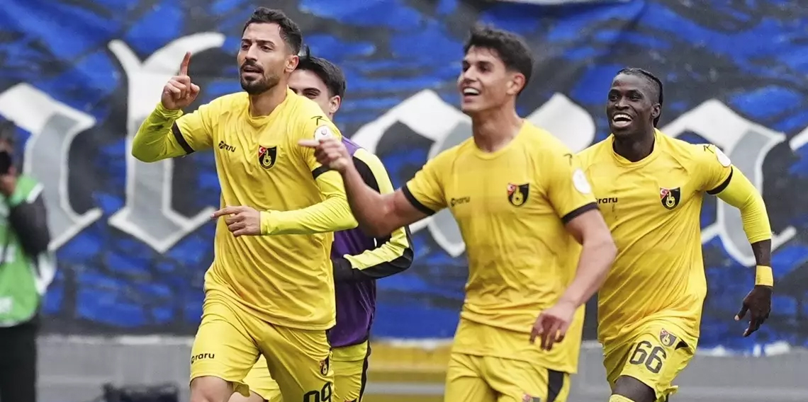 İstanbulspor deplasmanda Sarıyer’i 2-1 mağlup etti!