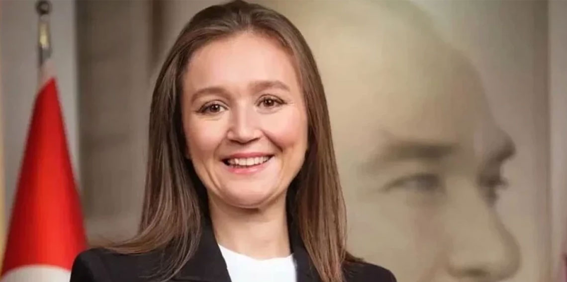 Şehzadeler Belediye Başkanı Gülşah Durbay entübe edildi