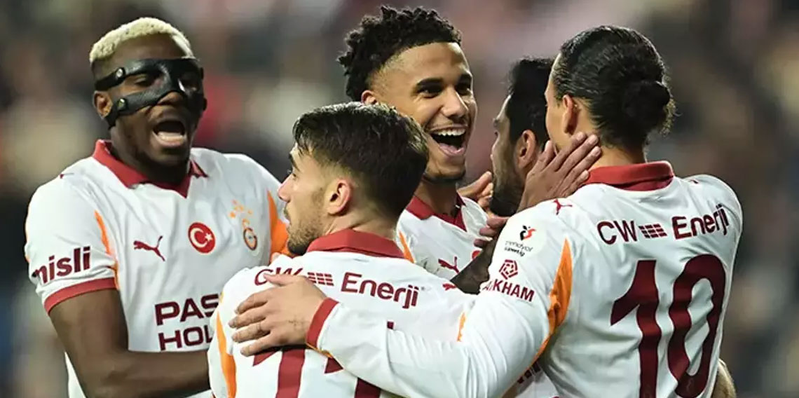 Galatasaray, Antalya’da yıldızlarıyla fark attı!