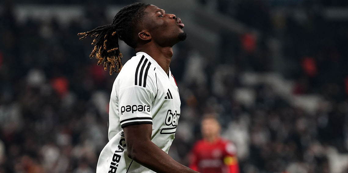 Beşiktaş büyük maçlarda skoru koruyamıyor