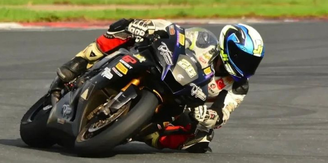 Şampiyon motosikletçi hayatını kaybetti