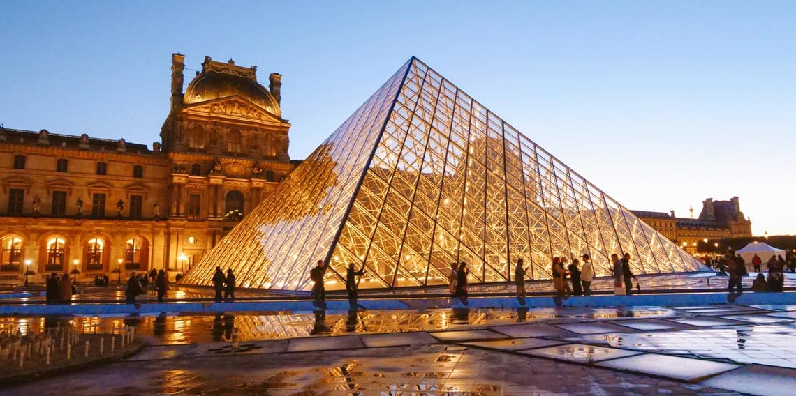Paris'teki Louvre Müzesi çalışanları greve gitti, müze açılmadı