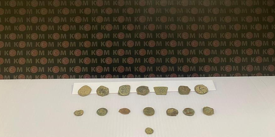 Bayburt’ta Roma dönemine ait 15 adet sikke ele geçirildi