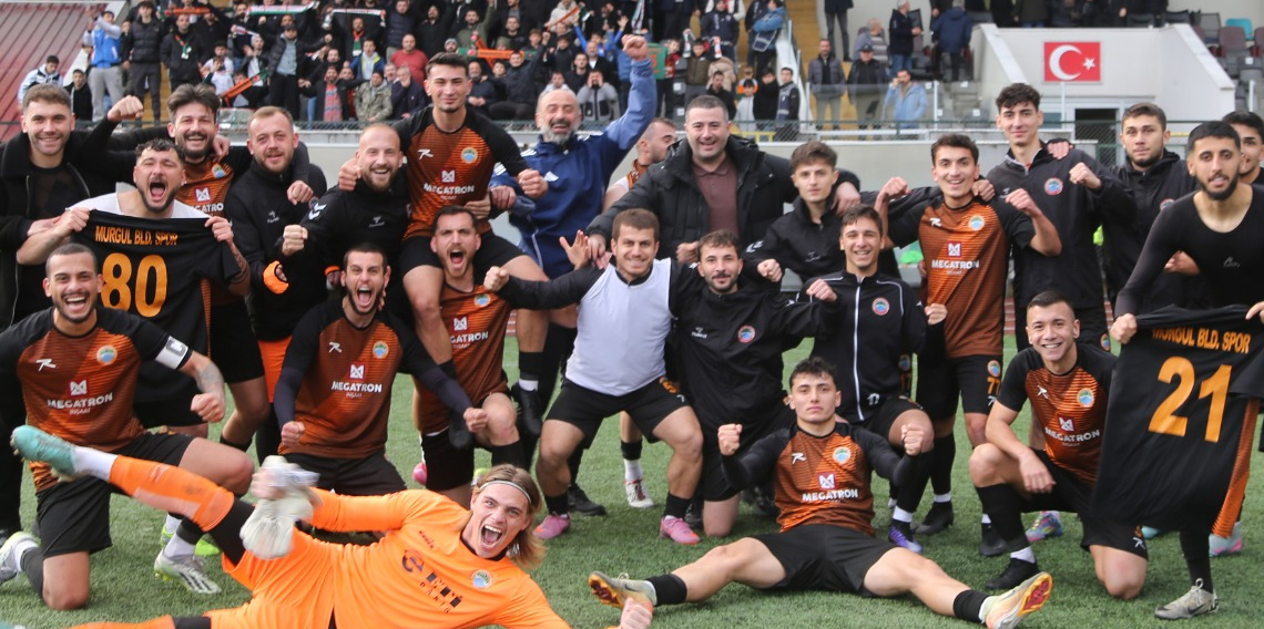 Murgul Belediyespor 3 puanı 3 golle aldı
