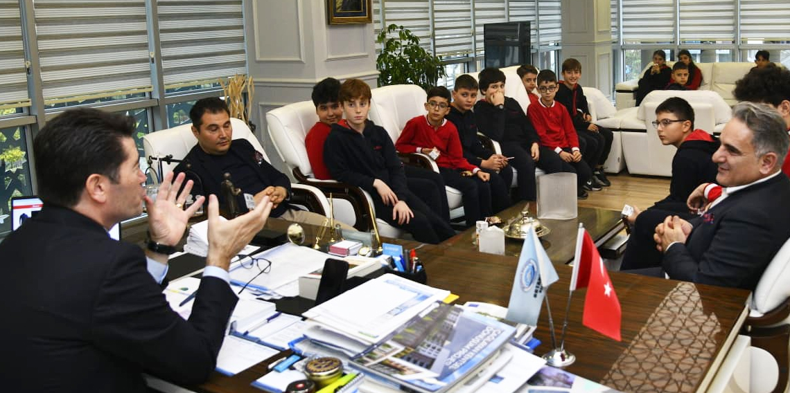 Ahmet Kaya: Hepimizi gururlandırdınız, sizi tebrik ediyorum