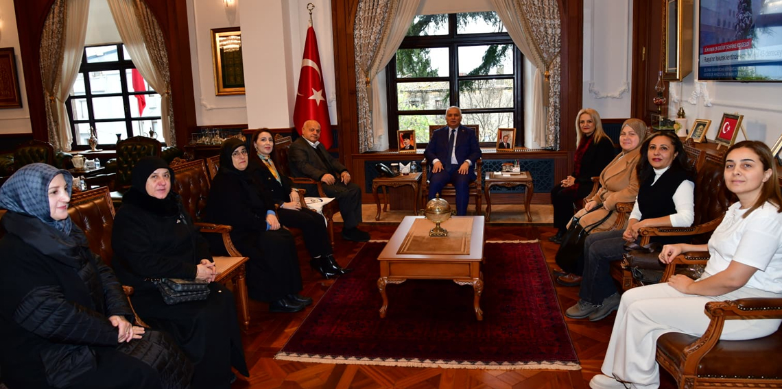 Vali Yıldırım Lösemi ve Engelli Gönüllüleri Derneğini Kabul Etti 